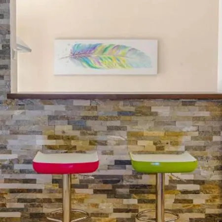 Studio Apartment * Opric