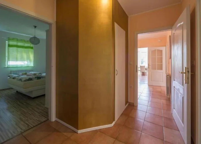 Apartment Melanie - Opri Hills With Balcony C